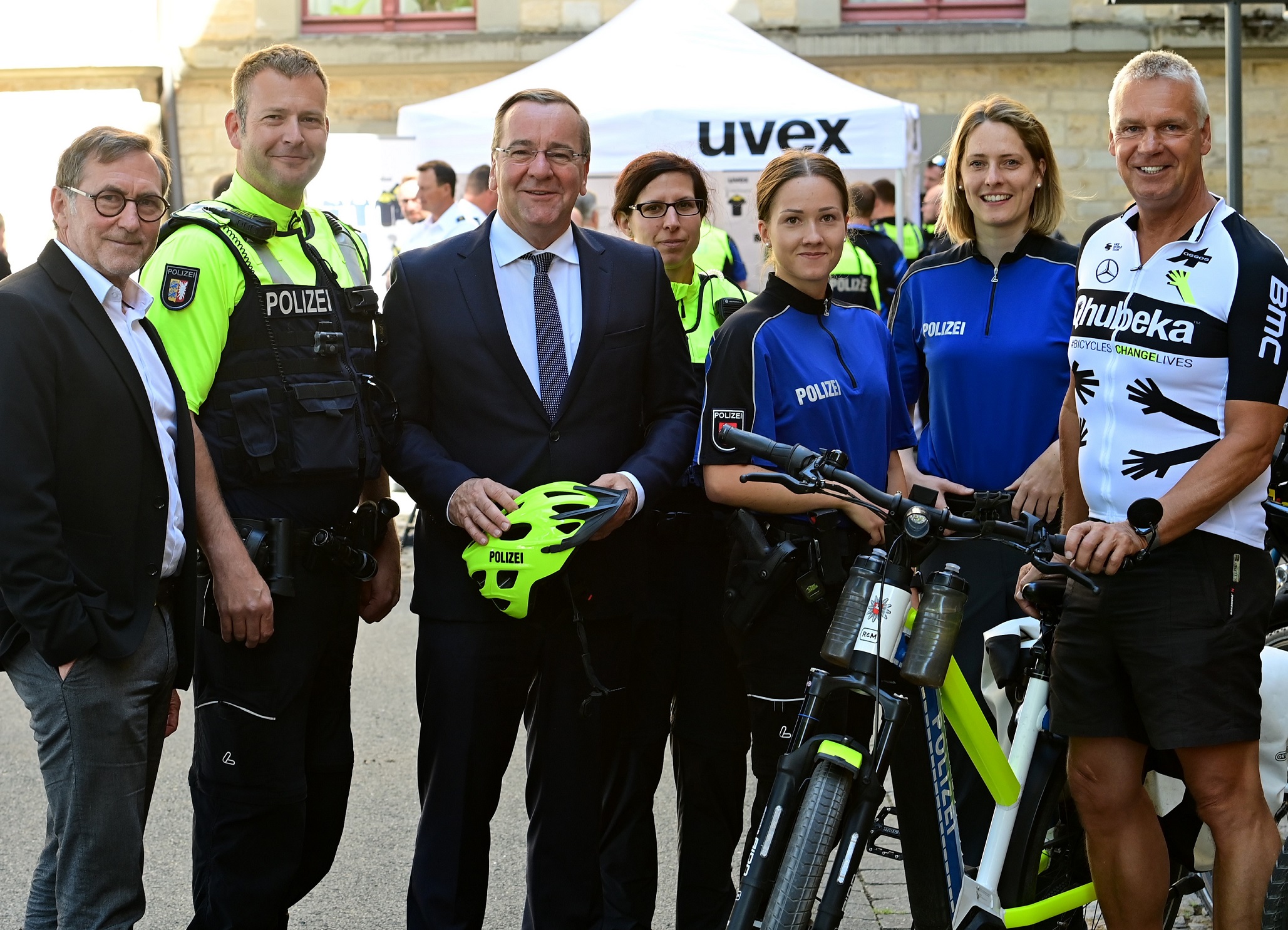 Innenminister Pistorius besucht „Führungs- und Einsatzmittelworkshop“ der niedersächsischen Polizei-Fahrradstaffeln